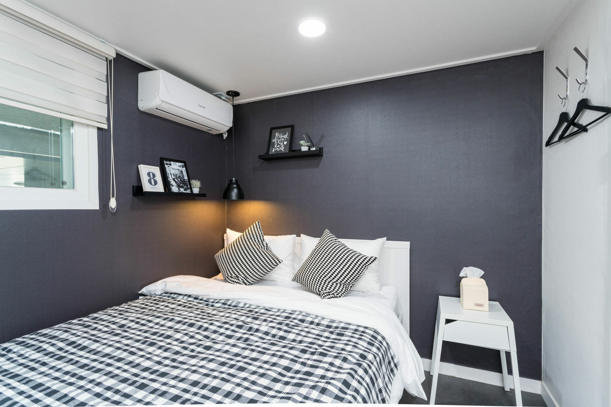 Отель Mono House Hongdae 2 Сеул Экстерьер фото
