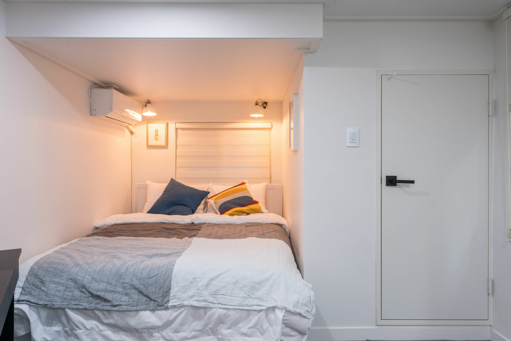 Отель Mono House Hongdae 2 Сеул Экстерьер фото